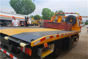 弥渡附近拖车电话号码服务