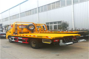 弥渡附近拖车救援搭电